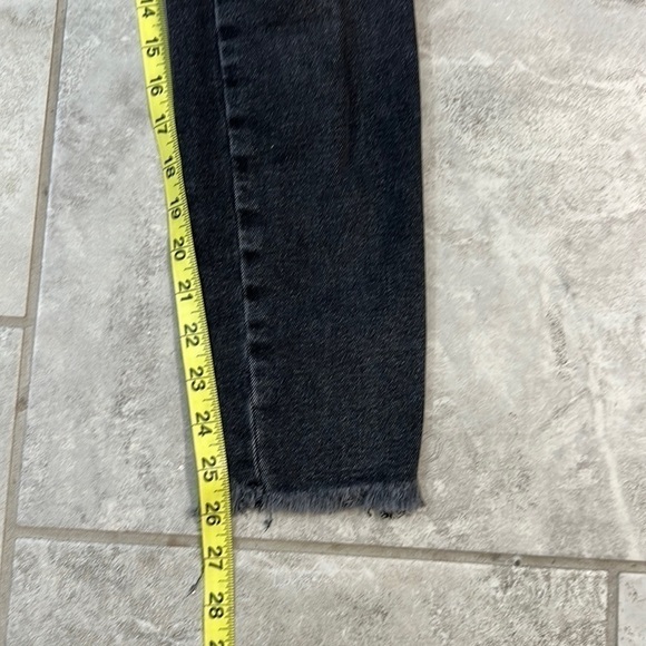 Free People size 27 raw hem ankle crop jeans - Picture 10 of 12